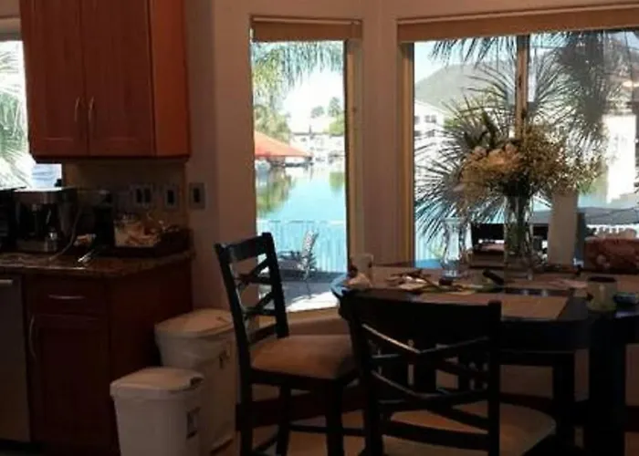 Arizona Lakeside Holiday home